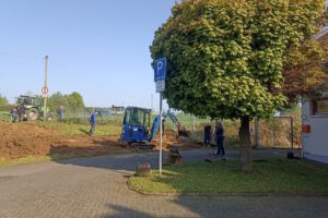 Vorbereitungen auf unsere 125 Jahr-Feier und neue  Parkplätze für Einsatzkräfte
